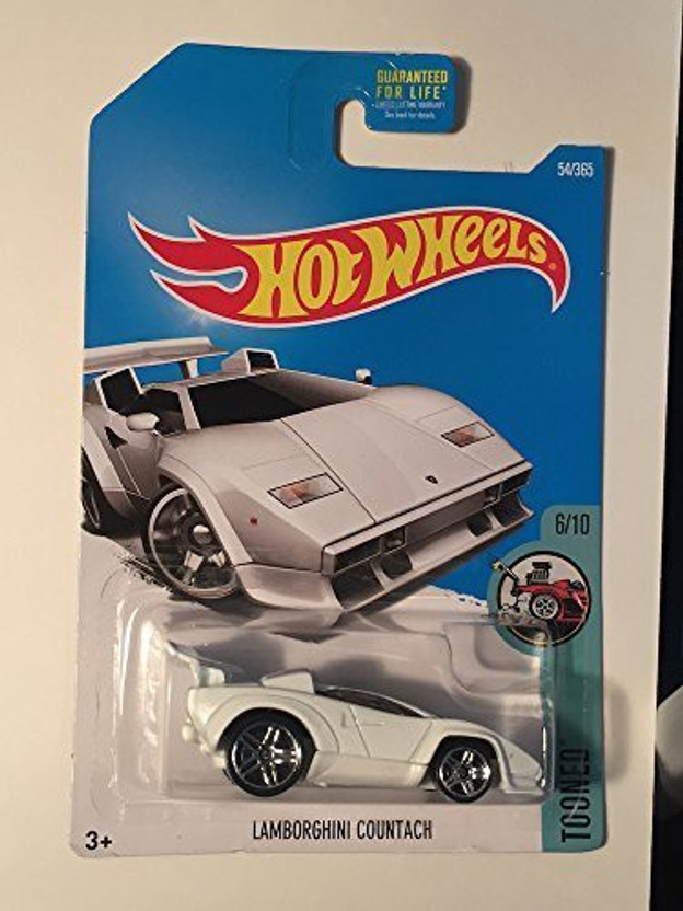 Hot Wheels 2017 Tooned Lamborghini Countach 54/365, White